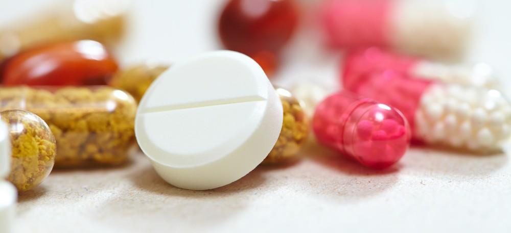 medicines tablets capsules close zoom